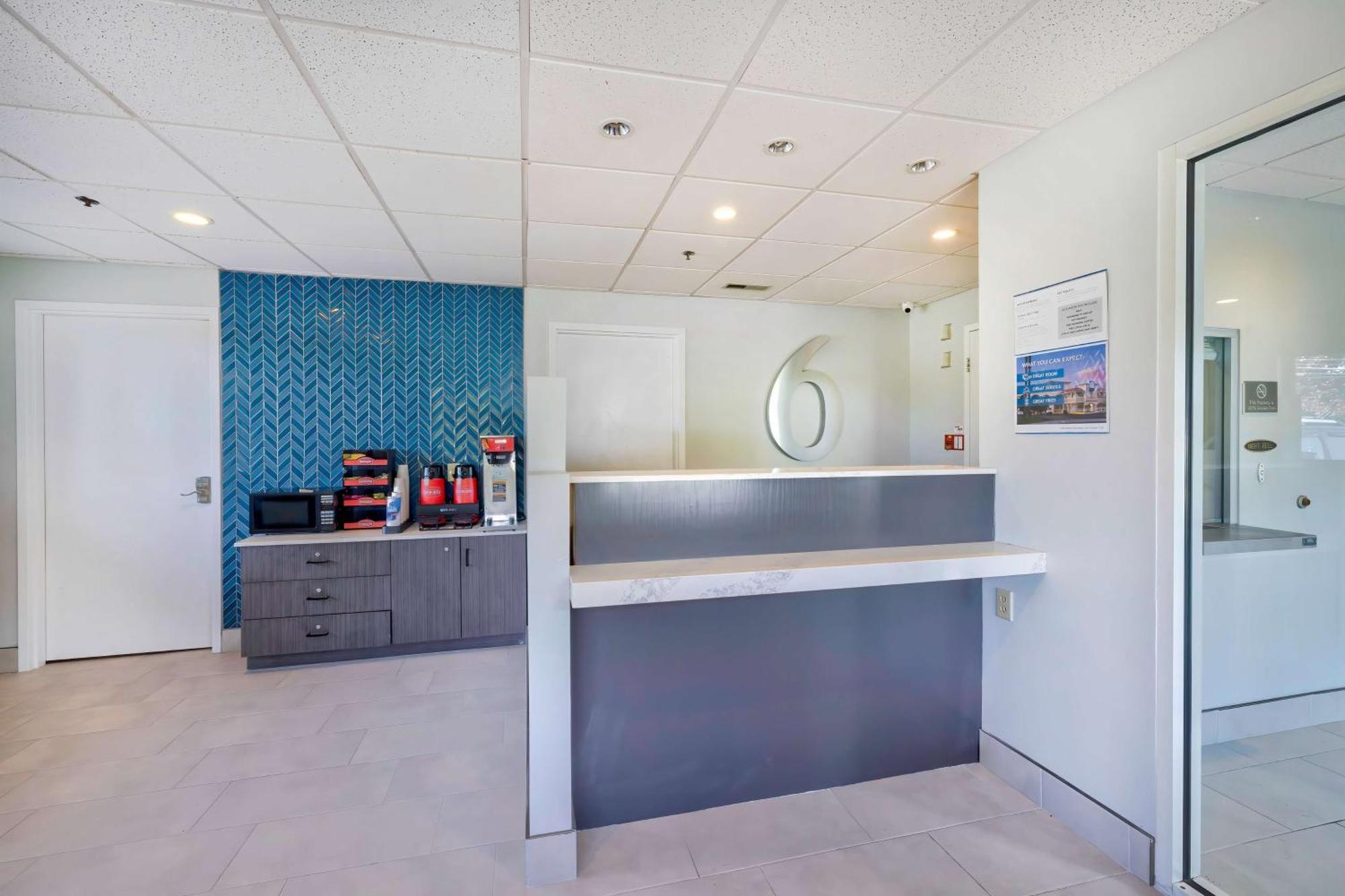 Motel 6 Bethel, Ct - Danbury Екстер'єр фото